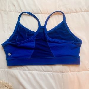 Lululemon bra size 4
